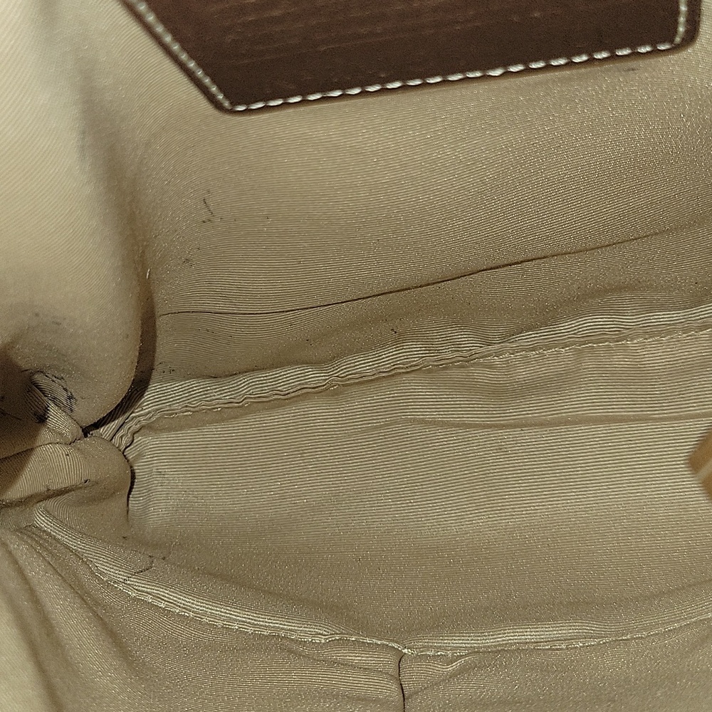 Vintage Coach Soho Slim Cream Pebble Leather Hobo Bag with Brown Accents - Picture 13 of 16